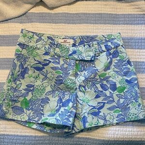 Vineyard vines shorts